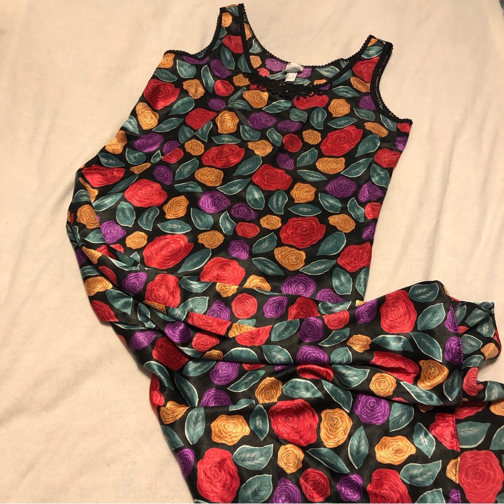 Vintage slip/nightgown size M
